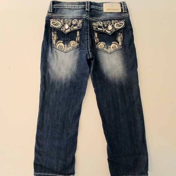 Denim Couture Capri Embellished Jeans Size 1 - Picture 1 of 8